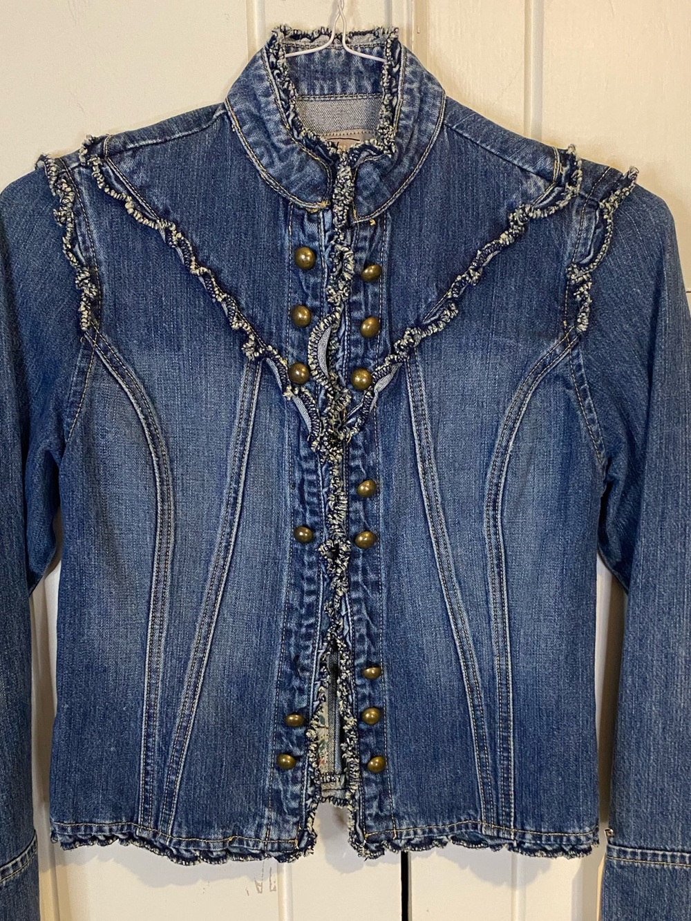 Vintage Rave fitted denim jacket with high neck and frayed ruffle detailing. Med - Picture 7 of 9